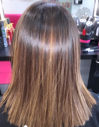 Lissage cheveux frisés ou crépus – résultat après lissage